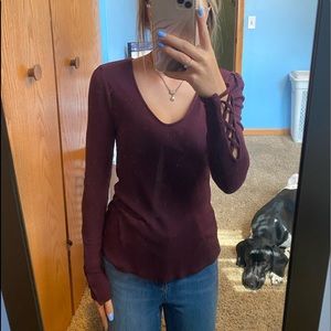 Maroon Long Sleeve Vneck